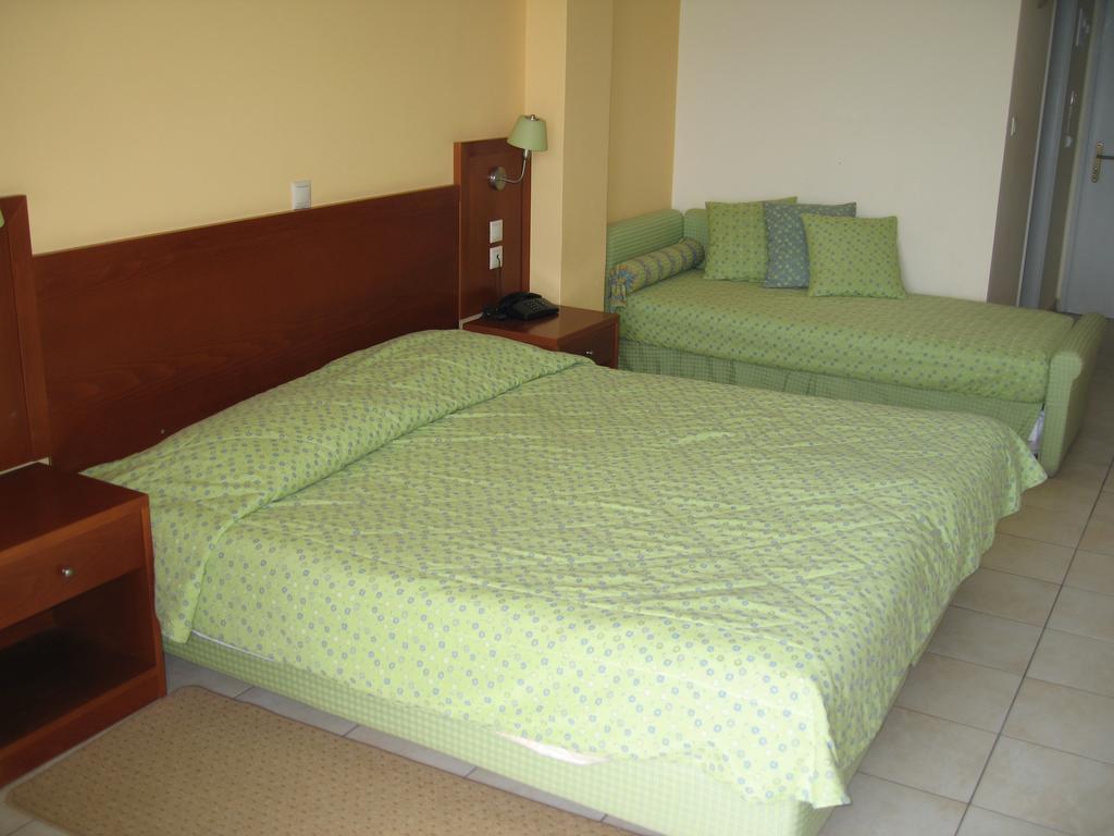 Artemis Hotel Tolo Ngoại thất bức ảnh