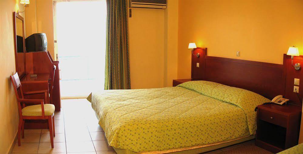 Artemis Hotel Tolo Ngoại thất bức ảnh